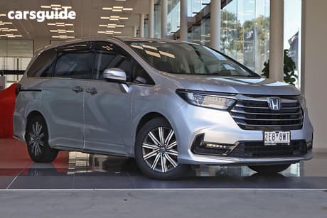 Silver 2020 Honda Odyssey Wagon Vilx7