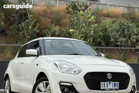 White 2017 Suzuki Swift Hatchback Gl Navigator