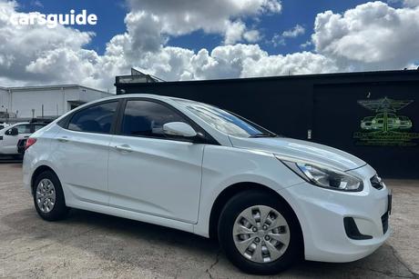 White 2016 Hyundai Accent Sedan Active