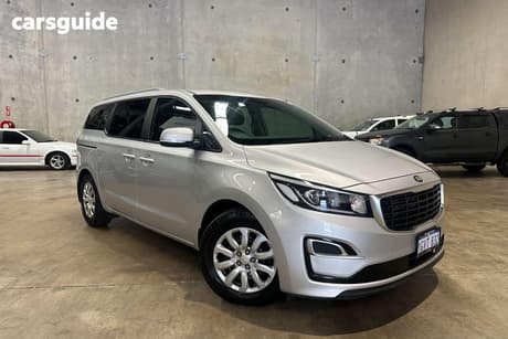 Silver 2019 Kia Carnival Wagon S