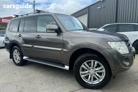 Brown 2013 Mitsubishi Pajero Wagon Vr-X Lwb (4X4)