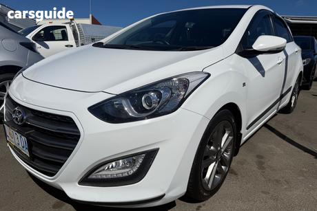 White 2016 Hyundai I30 Hatchback Sr