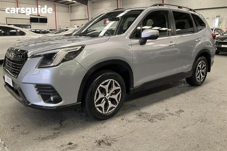 Silver 2023 Subaru Forester Wagon 2.5I Premium (Awd)