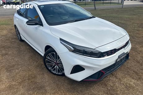 White 2022 Kia Cerato Hatchback Gt