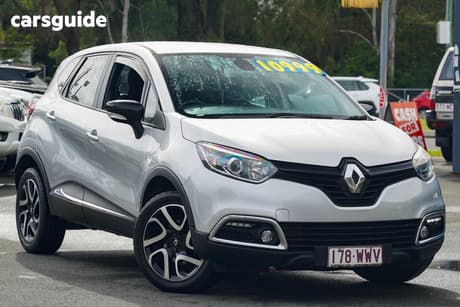Silver 2015 Renault Captur Wagon Expression