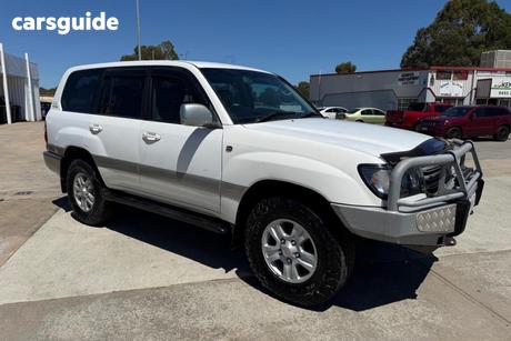 White 2003 Toyota Landcruiser Wagon Sahara (4X4)