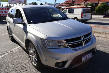Silver 2013 Dodge Journey Wagon R/T