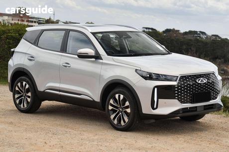 Silver 2025 Chery Tiggo 4 Wagon Ultimate