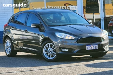 Grey 2016 Ford Focus Hatchback Trend