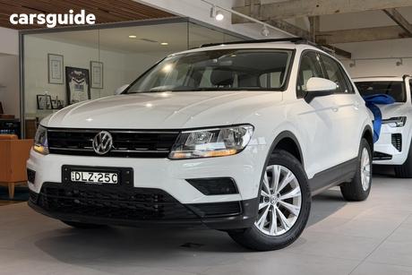 White 2016 Volkswagen Tiguan Wagon 110 Tsi Trendline
