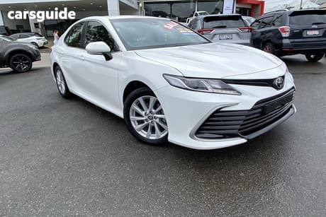 White 2024 Toyota Camry Sedan Ascent