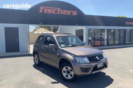 Bronze 2013 Suzuki Grand Vitara Wagon (4X4)