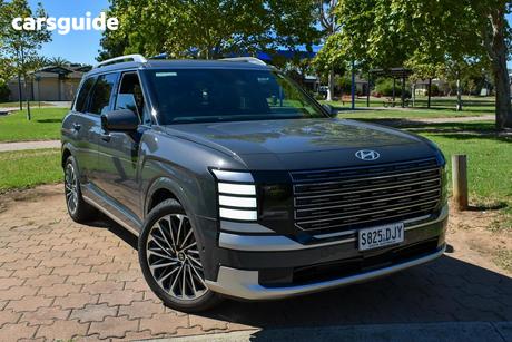 Grey 2025 Hyundai Palisade Wagon Calligraphy (8 Seat) Hev