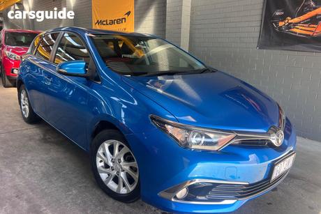 Blue 2015 Toyota Corolla Hatch