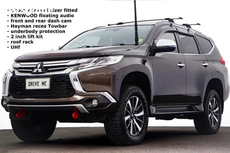 Bronze 2017 Mitsubishi Pajero Sport Wagon Exceed (4X4) 7 Seat