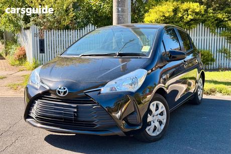 Black 2018 Toyota Yaris Hatchback Ascent