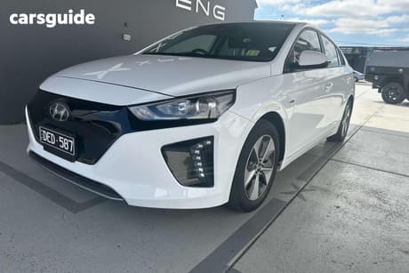 White 2019 Hyundai Ioniq Hatchback Electric Elite (Black Grille)