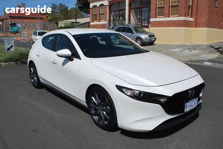 White 2020 Mazda 3 Hatchback G20 Evolve
