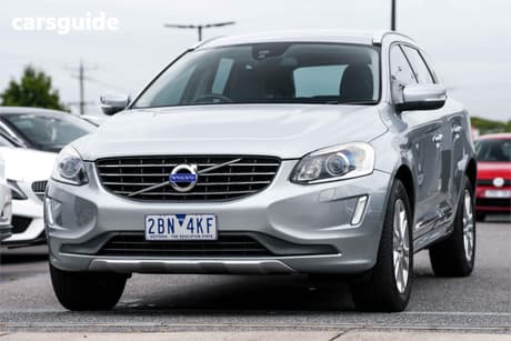 Silver 2014 Volvo XC60 Wagon T5 Luxury
