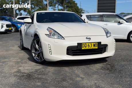 White 2014 Nissan 370Z Coupe