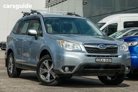 Silver 2014 Subaru Forester Wagon 2.5I
