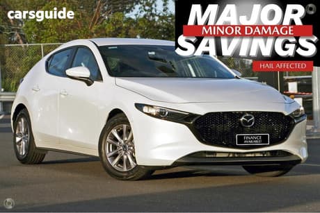 White 2025 Mazda 3 Hatchback G20 Pure