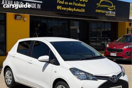 White 2016 Toyota Yaris Hatchback Ascent