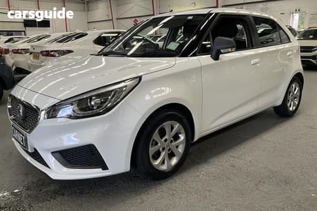 White 2023 MG MG3 Hatchback Core