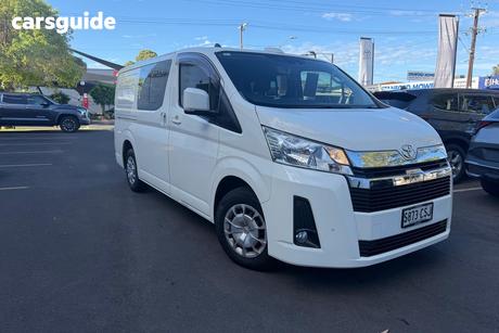 White 2022 Toyota HiAce Crew Van Lwb (5 Seats)
