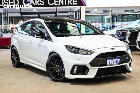White 2016 Ford Focus Hatchback Rs