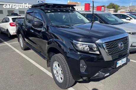 Black 2021 Nissan Navara Dual Cab Pick-up St (4X4)