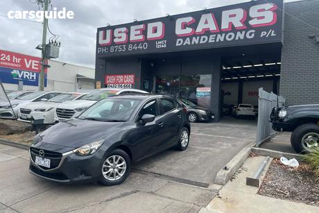 Grey 2014 Mazda 2 Hatchback Maxx