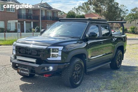 Black 2025 BYD Shark 6 Dual Cab Utility Dual Motor Premium