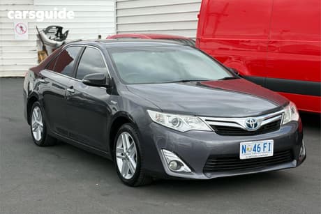 Grey 2013 Toyota Camry Sedan Hybrid Hl