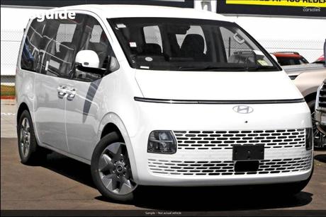 White 2026 Hyundai Staria Van Load 2S 2.2D Liftback
