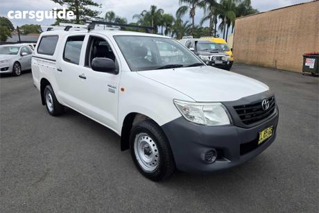 White 2014 Toyota Hilux Dual Cab Pick-up Workmate