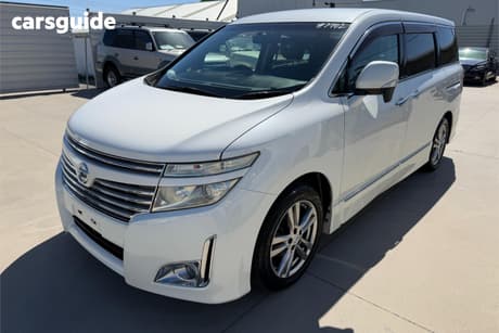 White 2010 Nissan Elgrand Wagon