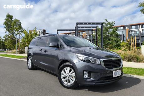 Grey 2017 Kia Carnival Wagon Si