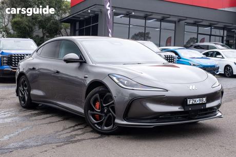 Grey 2025 MG Im5 Sedan Platinum