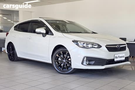 White 2022 Subaru Impreza Hatchback 2.0I Premium (Awd)
