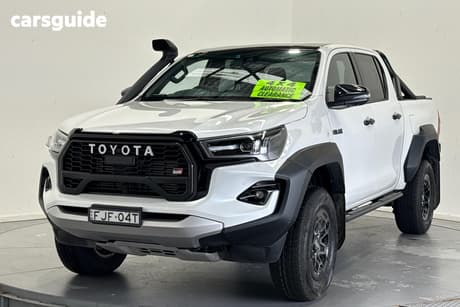 White 2024 Toyota Hilux Double Cab Pick Up Gr-Sport (4X4)