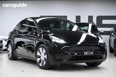 Black 2024 Tesla Model Y Wagon Rear-Wheel Drive