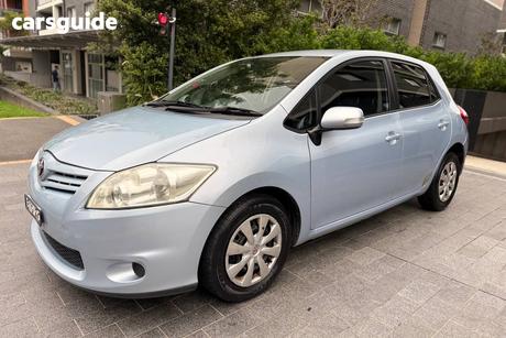 Silver 2010 Toyota Corolla Hatchback Levin Zr