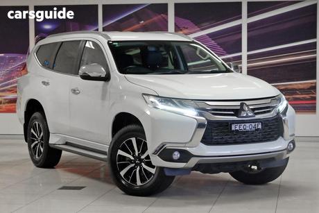 White 2017 Mitsubishi Pajero Sport Wagon Gls (4X4) 7 Seat