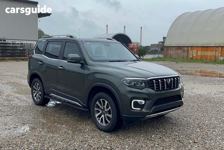 Green 2023 Mahindra Scorpio-N Wagon Z8