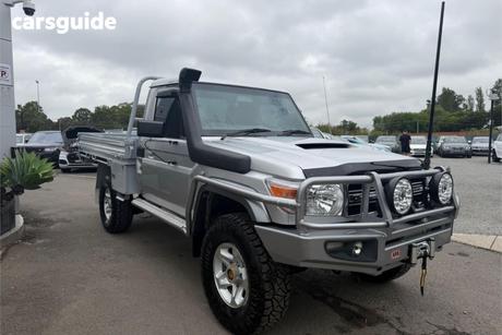 Silver 2009 Toyota Landcruiser Cab Chassis Gx (4X4)
