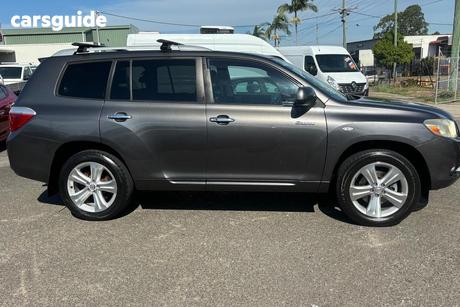 Grey 2008 Toyota Kluger Wagon Grande (4X4)