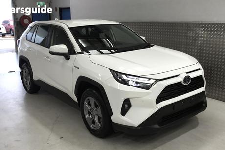 White 2024 Toyota RAV4 Wagon Gx (2Wd) Hybrid