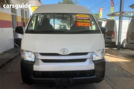 White 2018 Toyota HiAce Van Slwb