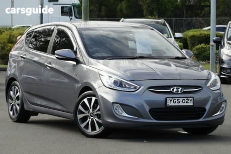 Silver 2016 Hyundai Accent Hatchback Sr